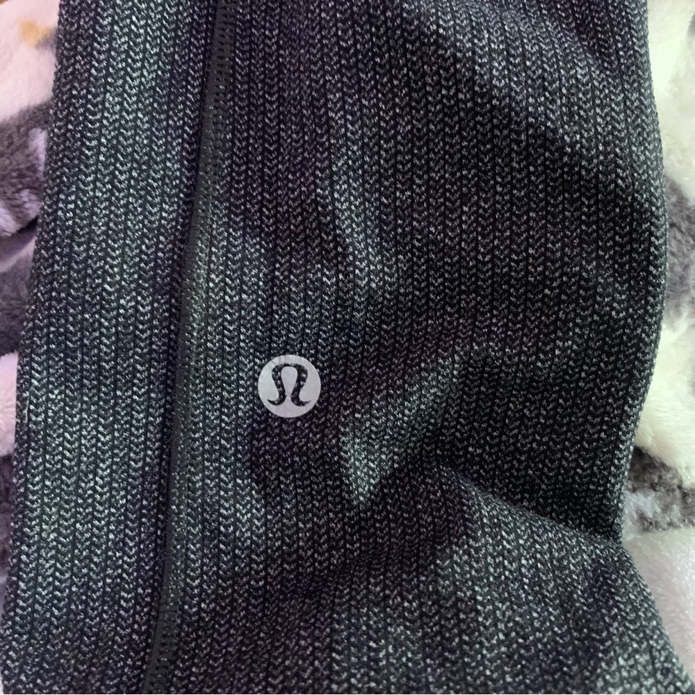 lulu lemon athletic leggings